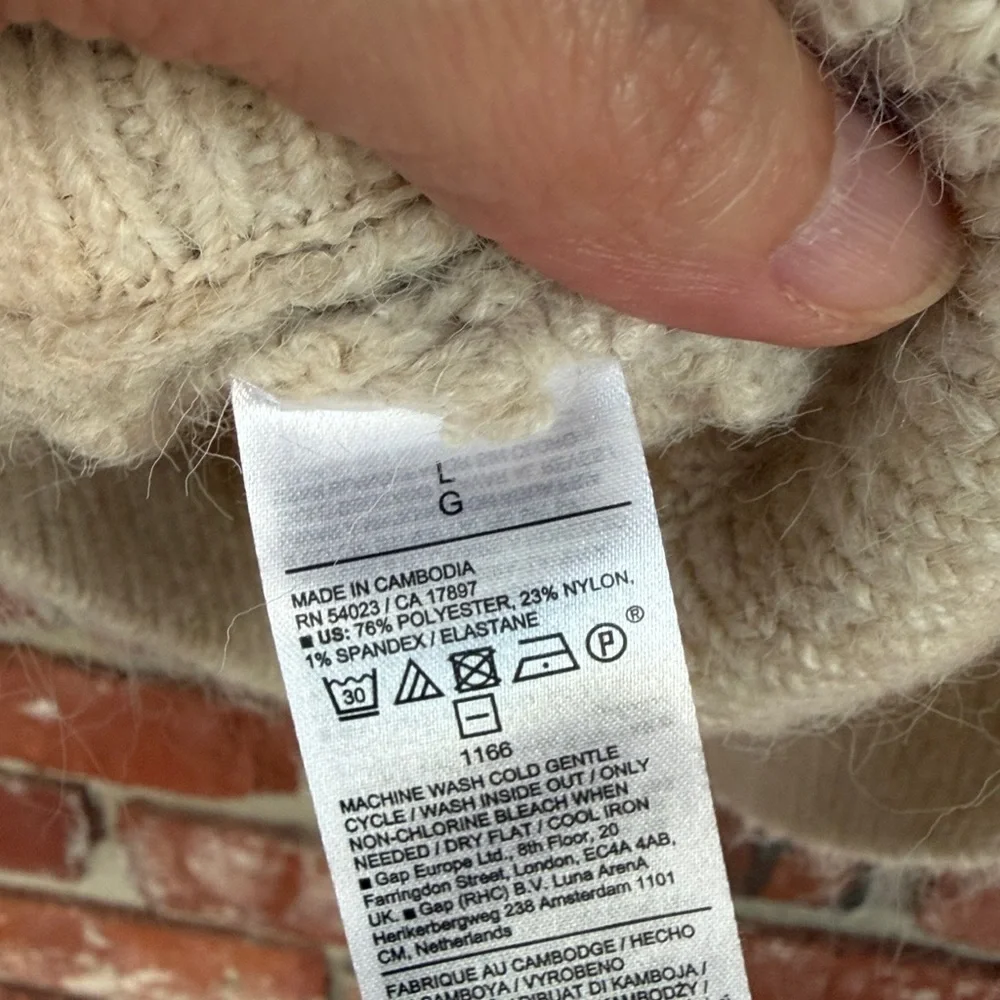 Old Navy Beige Turtleneck Sweater size L - Picture 6 of 6